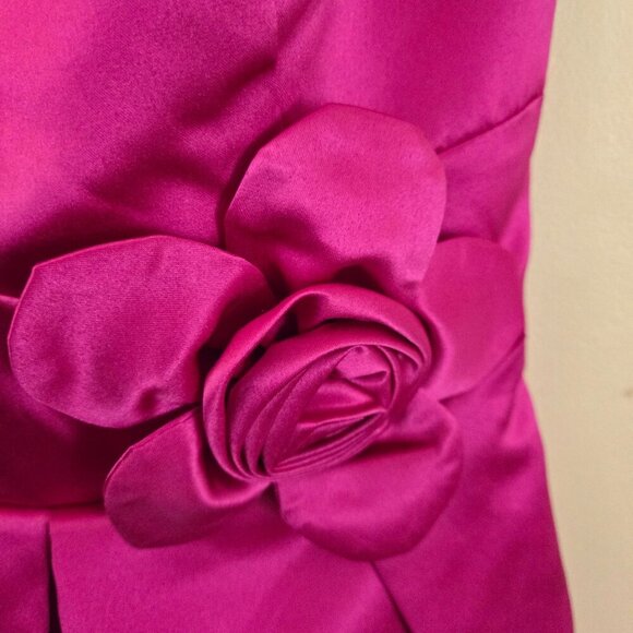 Miss Veil NWT Stunning Fuscia Crewneck Sleeveless High Low Satin Gown Size M - Picture 4 of 7